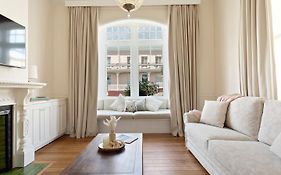Elizabeth Elegance, Launceston